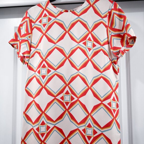 La DoubleJ Large Silk Mini 100% Silk Swing Dress in Red Abstract Geometric Print - Picture 4 of 11